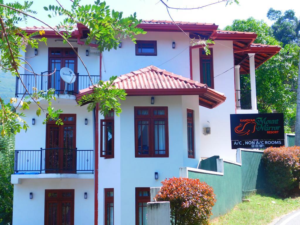 Mount Mirror Resort Kandy Exterior photo